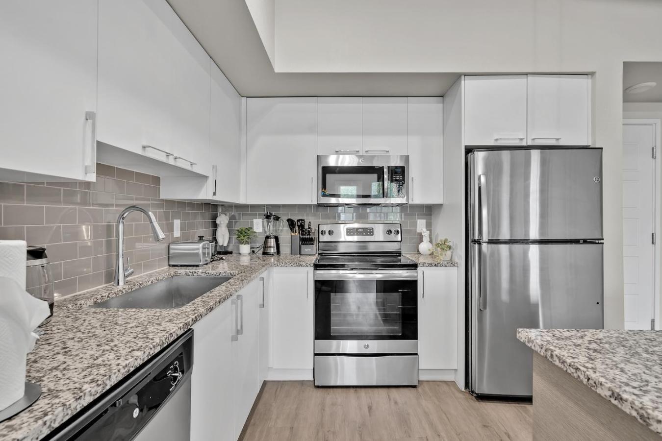 Cozy Retreat 2 Bedroom Hideaway Moments From The Sand Boynton Beach Exterior photo