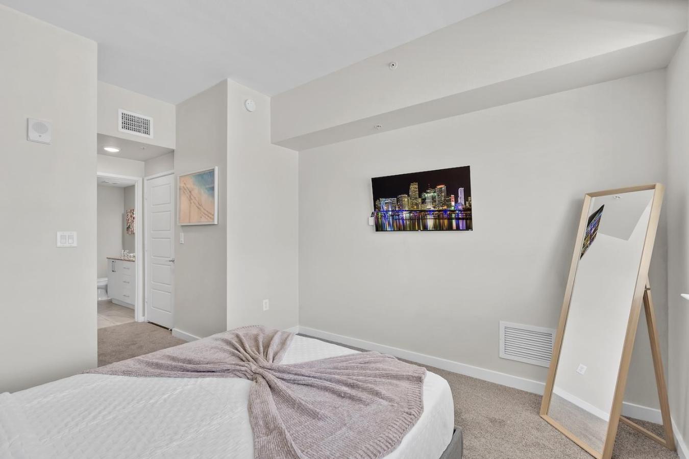 Cozy Retreat 2 Bedroom Hideaway Moments From The Sand Boynton Beach Exterior photo